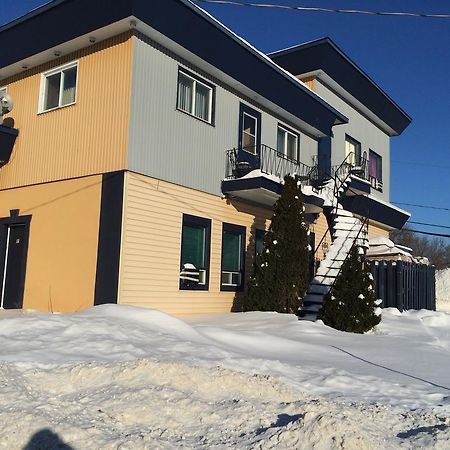 Motel Lustre D'Or L'Ancienne-Lorette ภายนอก รูปภาพ