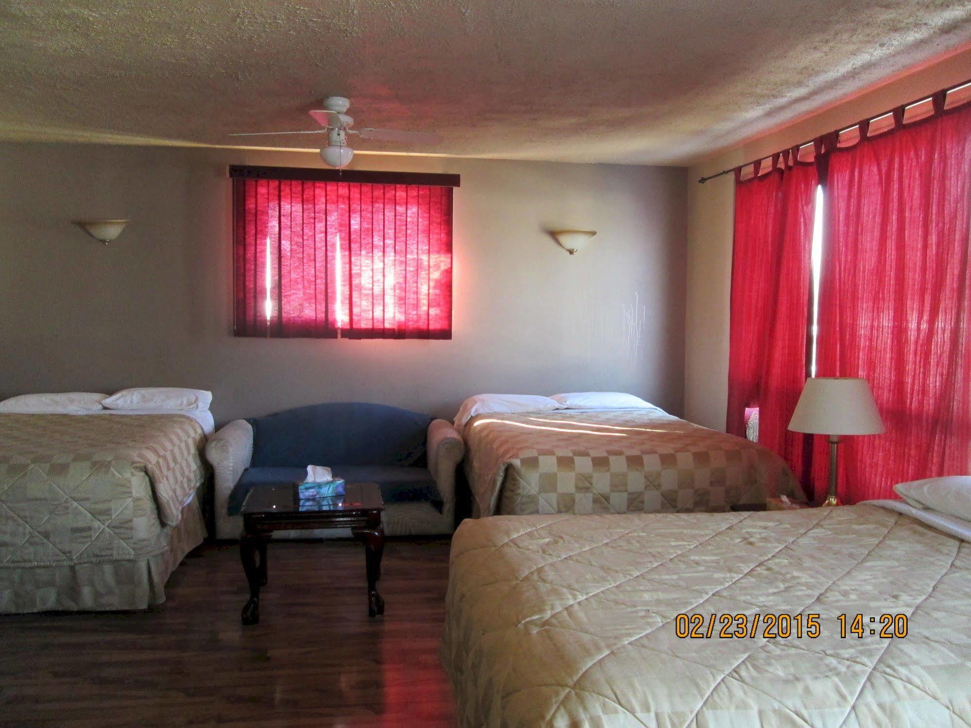 Motel Lustre D'Or L'Ancienne-Lorette ภายนอก รูปภาพ